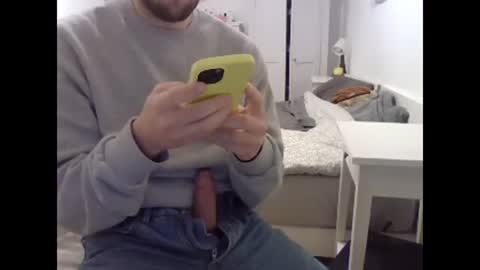 Snapshot of biggbaguette1 chatting on February 2026 02:24:02 PM biggbaguette1 online show from February 2026 02:24:02 PM