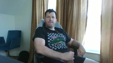 BiggestBallsOnChatr online show from December 2025 05:07:02 PM