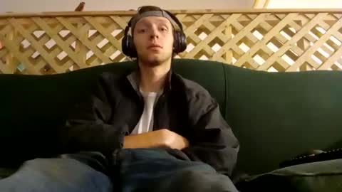 Snapshot of biggestboiiii chatting on January 2025 03:33:02 AM biggestboiiii online show from January 2025 03:33:02 AM