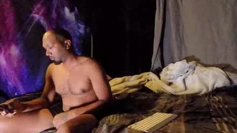 Snapshot of bighardcock989 chatting on November 2025 11:03:01 AM bighardcock989 online show from November 2025 11:03:01 AM