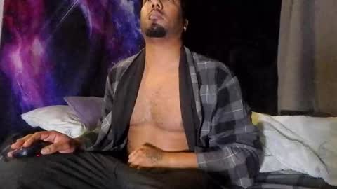 Snapshot of bighardcock989 chatting on January 2026 04:06:02 AM bighardcock989 online show from January 2026 04:06:02 AM