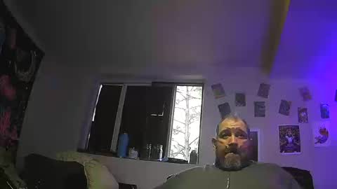 bigman42of0rlife online show from October 2025 11:37:01 PM