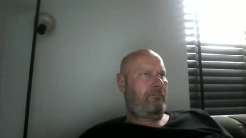 bigmike3339 online show from October 2025 07:31:02 AM