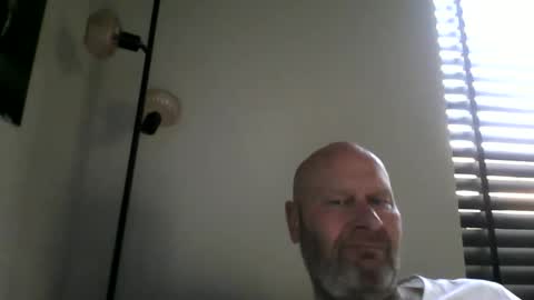 bigmike3339 online show from December 2025 12:31:02 PM
