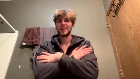 bigskinnyboyshh online show from April 2026 03:55:01 AM