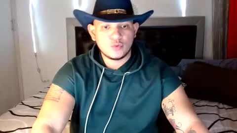 Snapshot of bigthick_blackcock chatting on September 2025 07:57:02 AM MANUEL online show from September 2025 07:57:02 AM