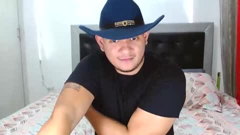 Snapshot of bigthick_blackcock chatting on October 2025 12:22:02 AM MANUEL online show from October 2025 12:22:02 AM