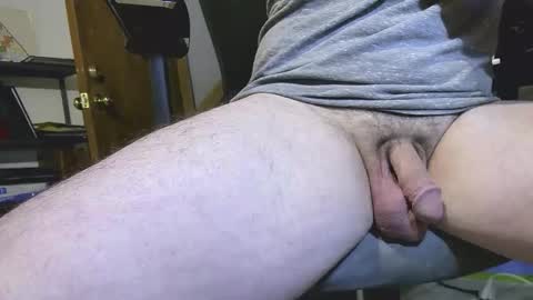 Snapshot of bigtiddysquirtfiend chatting on May 2026 02:28:01 AM BT SquirtFiend online show from May 2026 02:28:01 AM