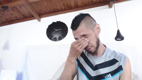 andres online show from February 2025 12:57:01 AM