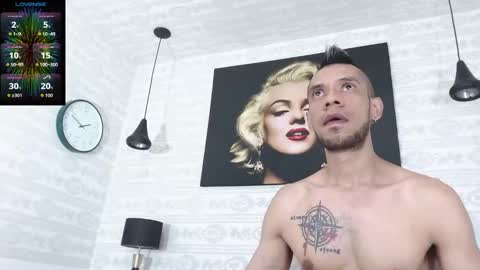 Snapshot of bigzehuz chatting on September 2025 06:45:02 AM andres online show from September 2025 06:45:02 AM