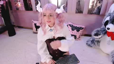 Biizzy online show from April 2026 03:43:01 PM