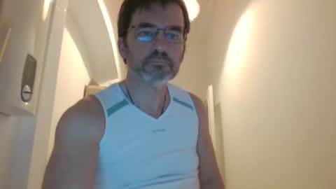 bikertom1988 online show from February 2025 12:19:01 AM
