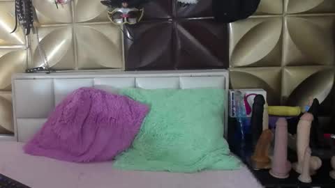 Snapshot of biky_hot chatting on March 2025 10:27:02 PM Biky Hot online show from March 2025 10:27:02 PM