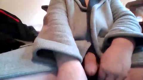 Snapshot of bilbyboy4 chatting on November 2025 08:32:01 PM bilbyboy4 online show from November 2025 08:32:01 PM