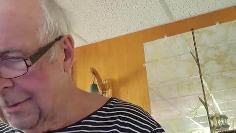 Snapshot of bill_25061 chatting on October 2025 06:42:01 PM bill_25061 online show from October 2025 06:42:01 PM