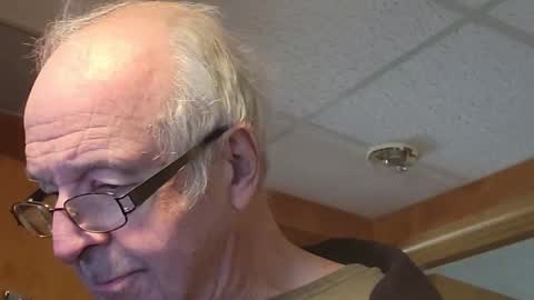 Snapshot of bill_25061 chatting on December 2025 04:12:02 PM bill_25061 online show from December 2025 04:12:02 PM