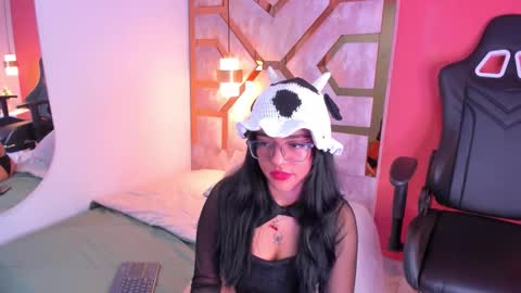 Billie online show from November 2025 03:06:01 AM