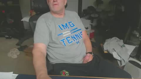 Snapshot of billp750876 chatting on May 2026 03:52:02 PM billp750876 online show from May 2026 03:52:02 PM