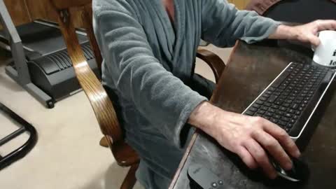 Snapshot of billy471 chatting on December 2024 11:15:02 AM billy471 online show from December 2024 11:15:02 AM