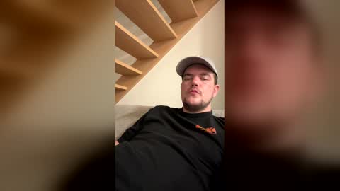 Snapshot of bingeling123 chatting on March 2026 08:00:01 PM bingeling123 online show from March 2026 08:00:01 PM