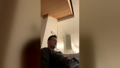 Snapshot of bingeling123 chatting on March 2026 10:49:02 PM bingeling123 online show from March 2026 10:49:02 PM