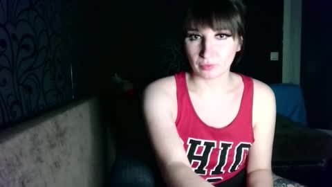 Snapshot of birdie_kiss chatting on February 2026 07:01:02 PM birdie_kiss online show from February 2026 07:01:02 PM