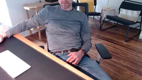 Snapshot of bisexy_man chatting on March 2026 05:52:01 PM bisexy_man online show from March 2026 05:52:01 PM