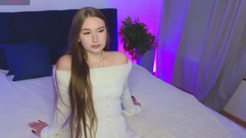 Julia online show from February 2025 02:18:01 AM