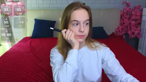 Julia online show from March 2025 02:50:01 AM