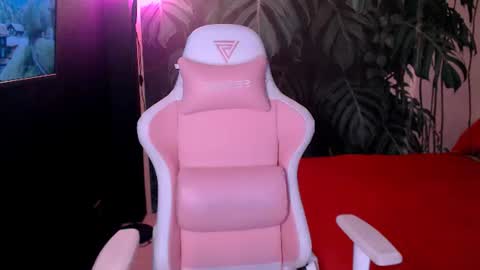 blablablablagirl online show from June 2026 11:21:02 PM