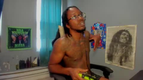 Snapshot of blaccanalmatters chatting on August 2026 04:11:01 PM Plant Base Streamers From Pennsylvania online show from August 2026 04:11:01 PM