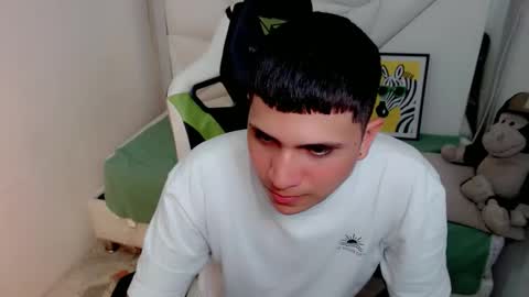 Snapshot of black_diamondd_ chatting on February 2026 04:57:02 PM Black diamondd online show from February 2026 04:57:02 PM