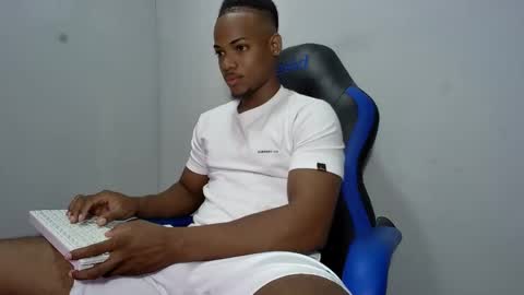 tu morenito online show from June 2026 03:50:01 PM