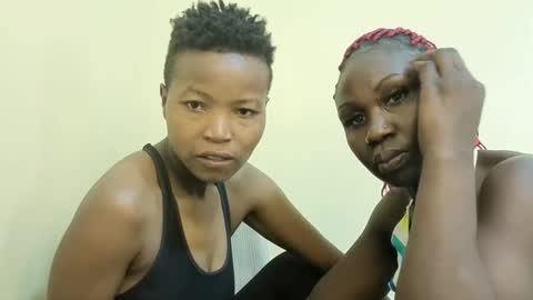 Snapshot of black_divas1 chatting on February 2026 05:12:01 AM black_divas1 online show from February 2026 05:12:01 AM