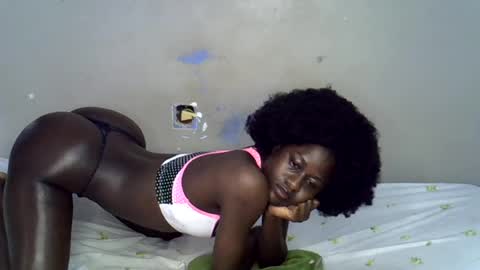 Snapshot of black_ebony8 chatting on June 2026 10:19:02 PM black_ebony8 online show from June 2026 10:19:02 PM