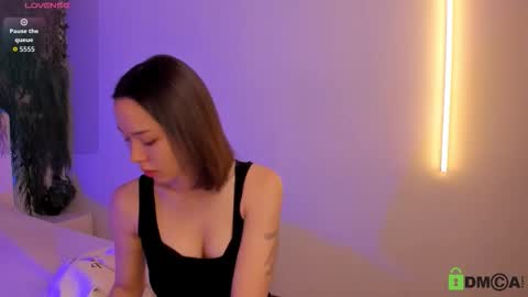 Jenny online show from October 2025 09:52:02 AM