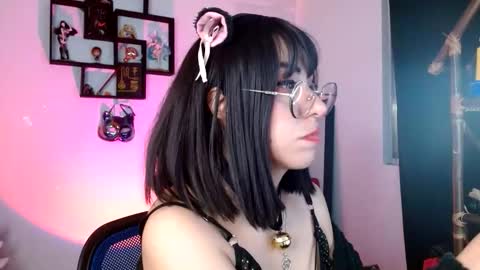 Snapshot of black_lady_05 chatting on November 2025 12:22:02 AM millie online show from November 2025 12:22:02 AM