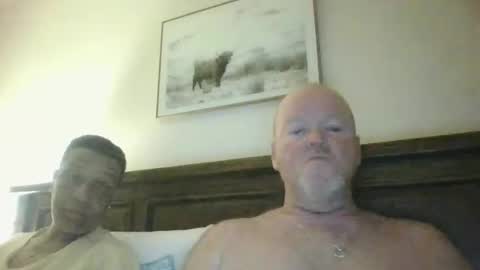 Snapshot of black_n_white4 chatting on December 2024 10:34:01 AM black_n_white4 online show from December 2024 10:34:01 AM
