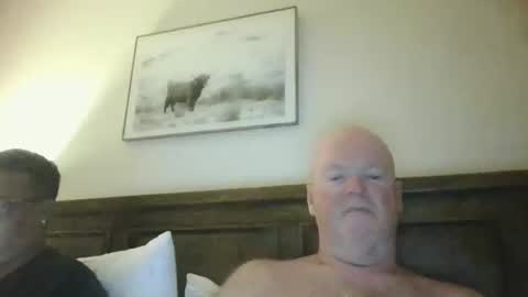 Snapshot of black_n_white4 chatting on January 2026 10:17:02 AM black_n_white4 online show from January 2026 10:17:02 AM