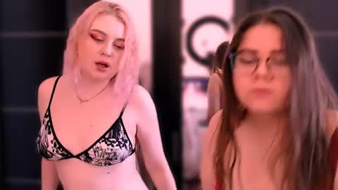 Sasha and Bella online show from June 2026 05:53:02 AM