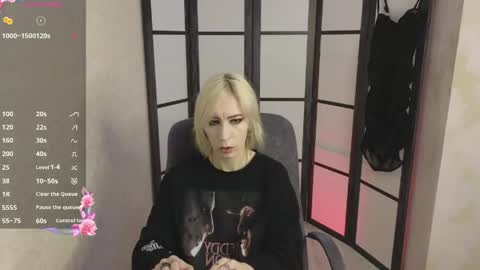 Emily online show from May 2026 08:19:01 AM