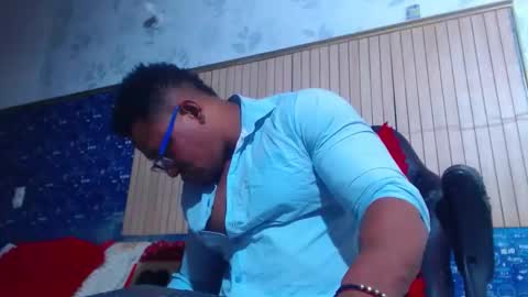 duglas online show from March 2026 06:22:01 PM