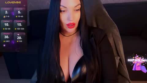 blackberry_star online show from November 2025 08:13:02 AM