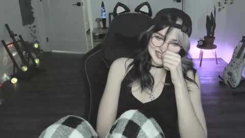 Ella online show from January 2026 06:43:02 PM