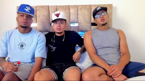 Snapshot of blackdreams1__ chatting on December 2024 11:35:02 PM Black Dreams online show from December 2024 11:35:02 PM