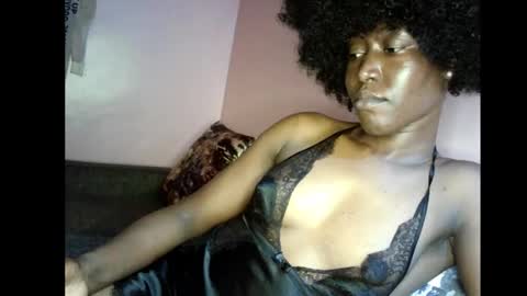 Snapshot of blackfairy01 chatting on November 2025 07:43:01 AM blackfairy01 online show from November 2025 07:43:01 AM