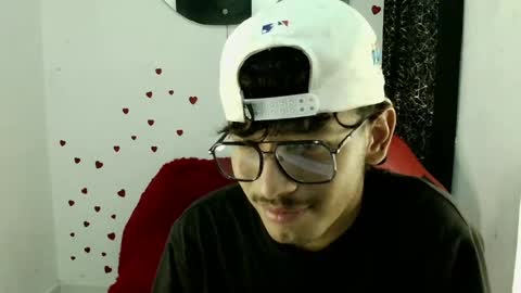 Snapshot of blackfox_desire chatting on May 2026 08:27:02 PM mateo online show from May 2026 08:27:02 PM
