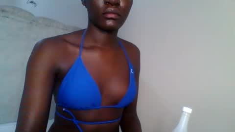 Snapshot of blackmela chatting on September 2025 03:17:01 AM Blackmela online show from September 2025 03:17:01 AM