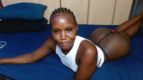 Smiley sylivia online show from December 2024 02:15:01 PM