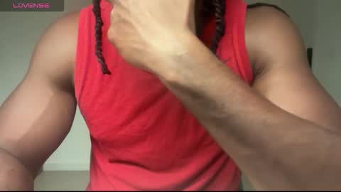 blackmuscles77 online show from March 2026 03:23:02 AM